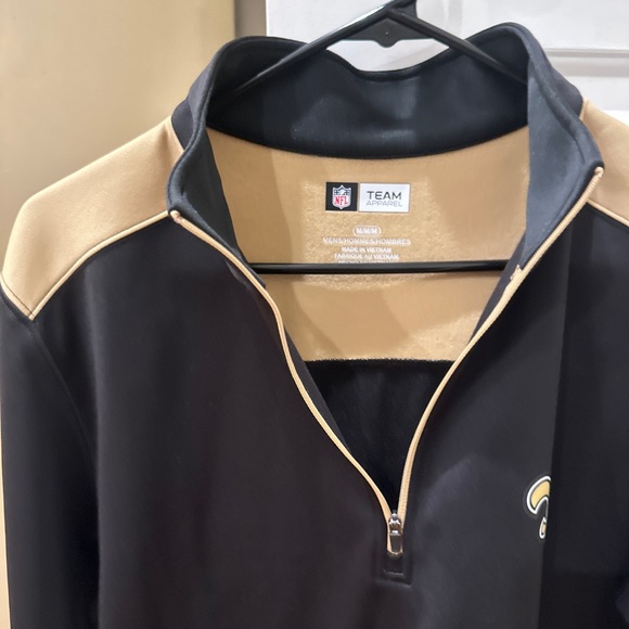 Never Worn Mens Medium Saints 1/4 zip pullover - Picture 4 of 4